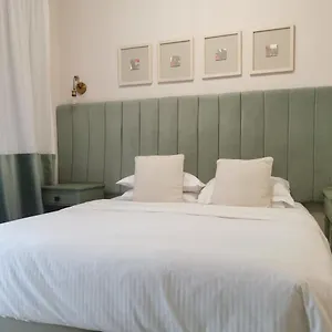 Hotel Little Scotia